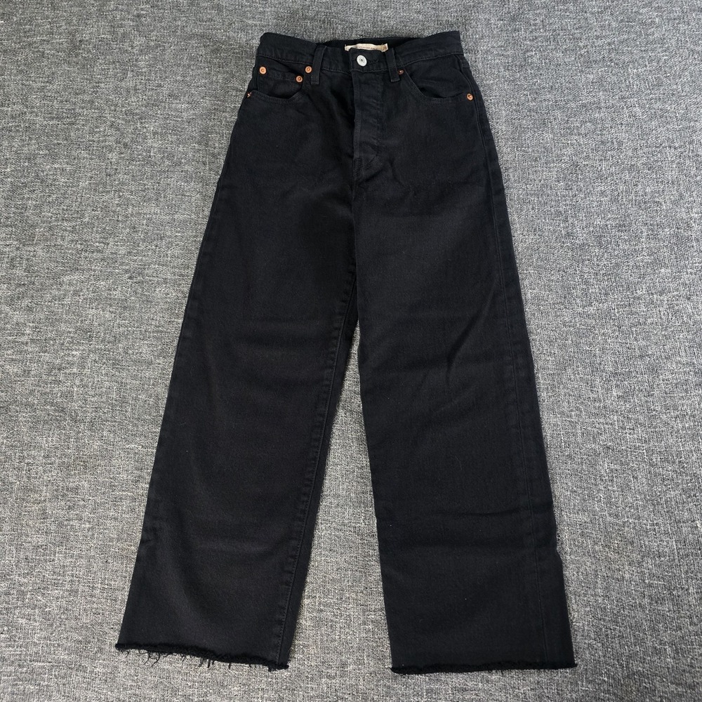 Levi's Ribcage Straight Ankle Jeans Black Size 26 Button Fly Frayed Hem